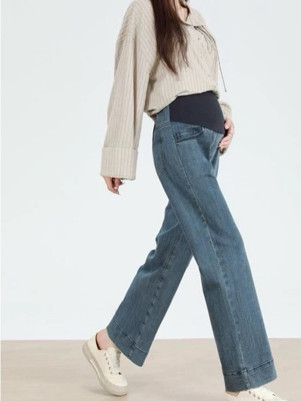 Maternity Straight-Leg Jeans with Black Support Panel - Blue